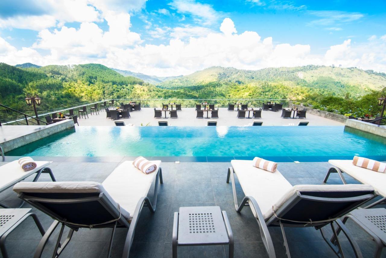 Tip Top Boutique Hotel Ела Екстериор снимка