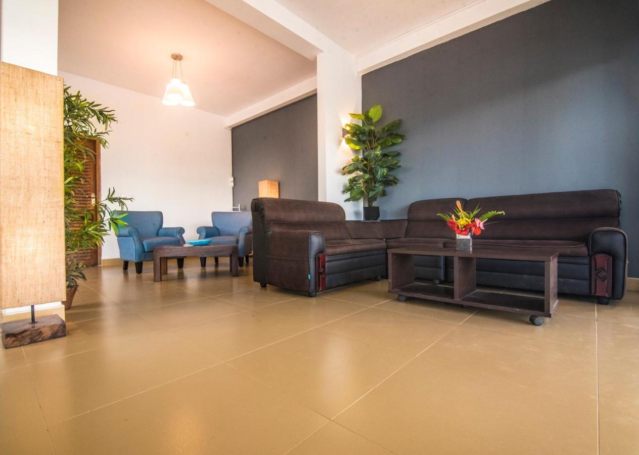 Tip Top Boutique Hotel Ела Екстериор снимка