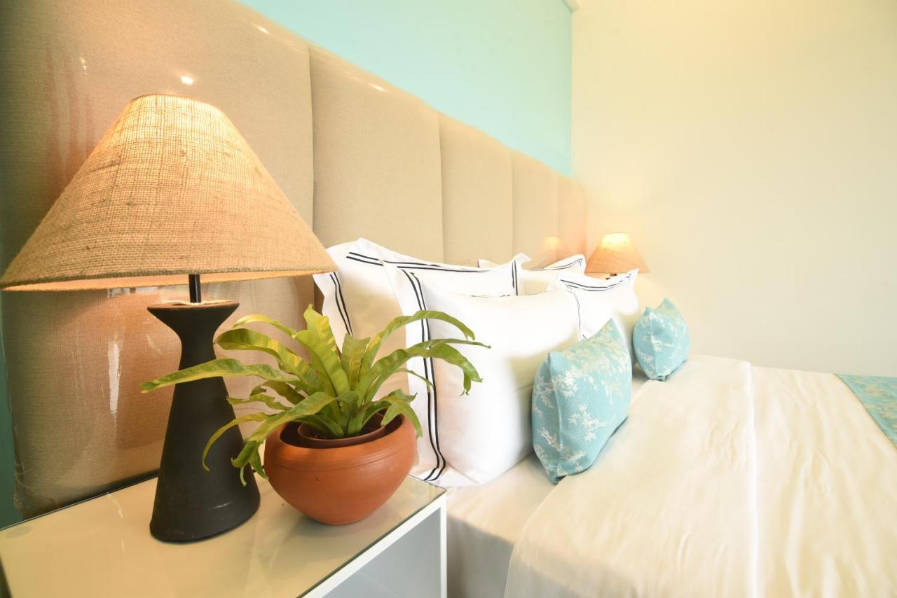 Tip Top Boutique Hotel Ела Екстериор снимка