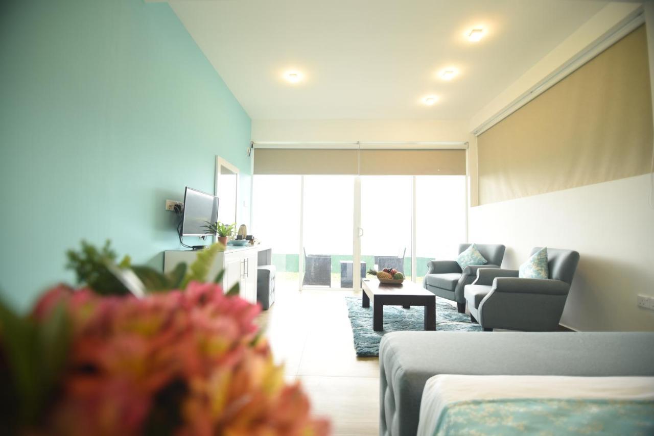 Tip Top Boutique Hotel Ела Екстериор снимка