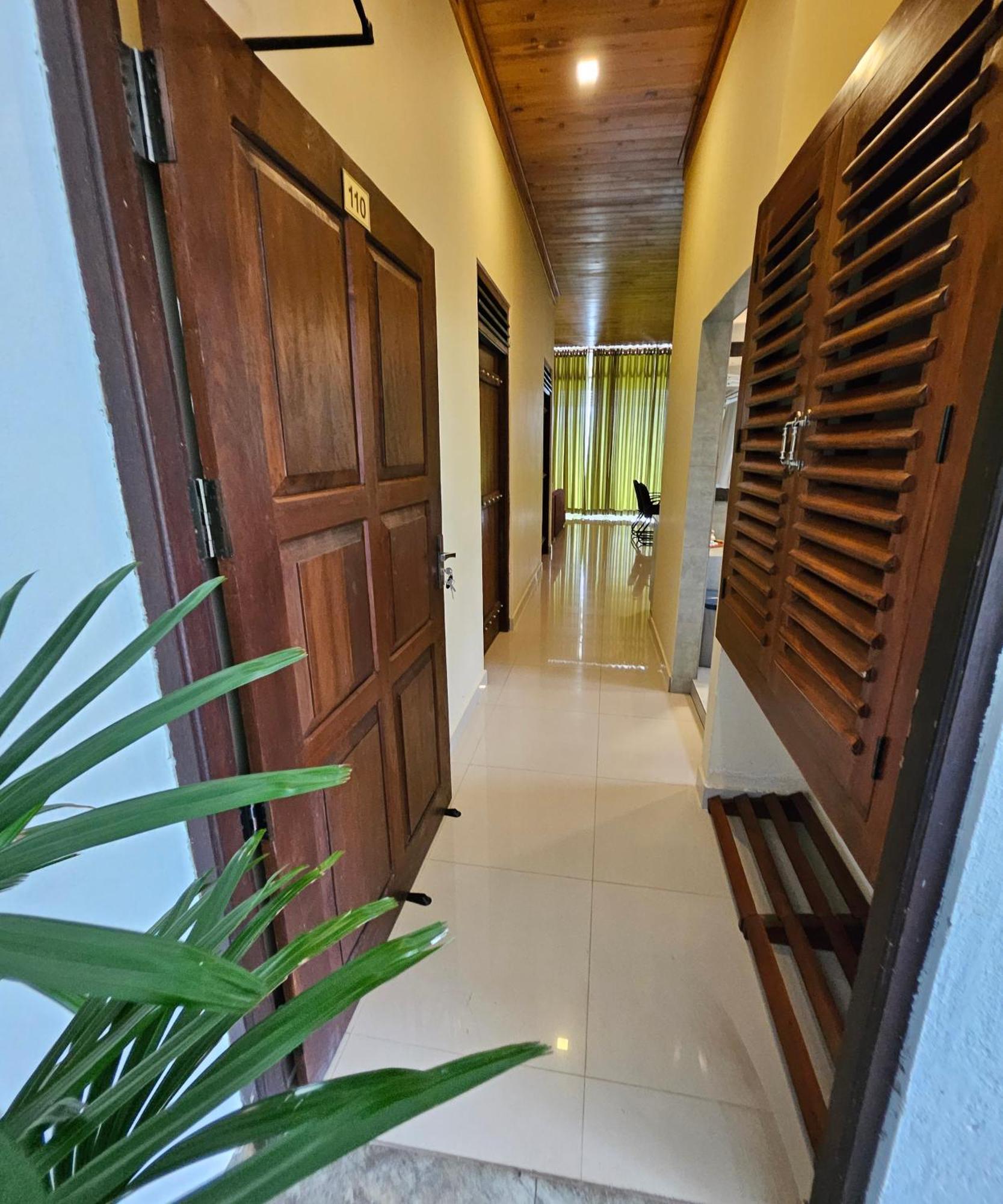 Tip Top Boutique Hotel Ела Екстериор снимка