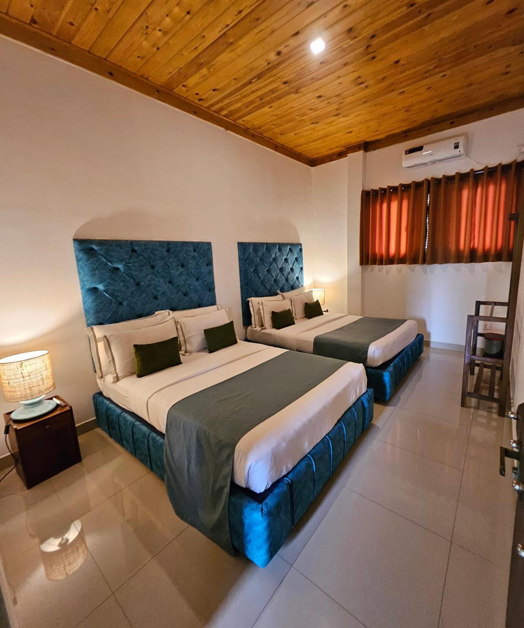 Tip Top Boutique Hotel Ела Екстериор снимка