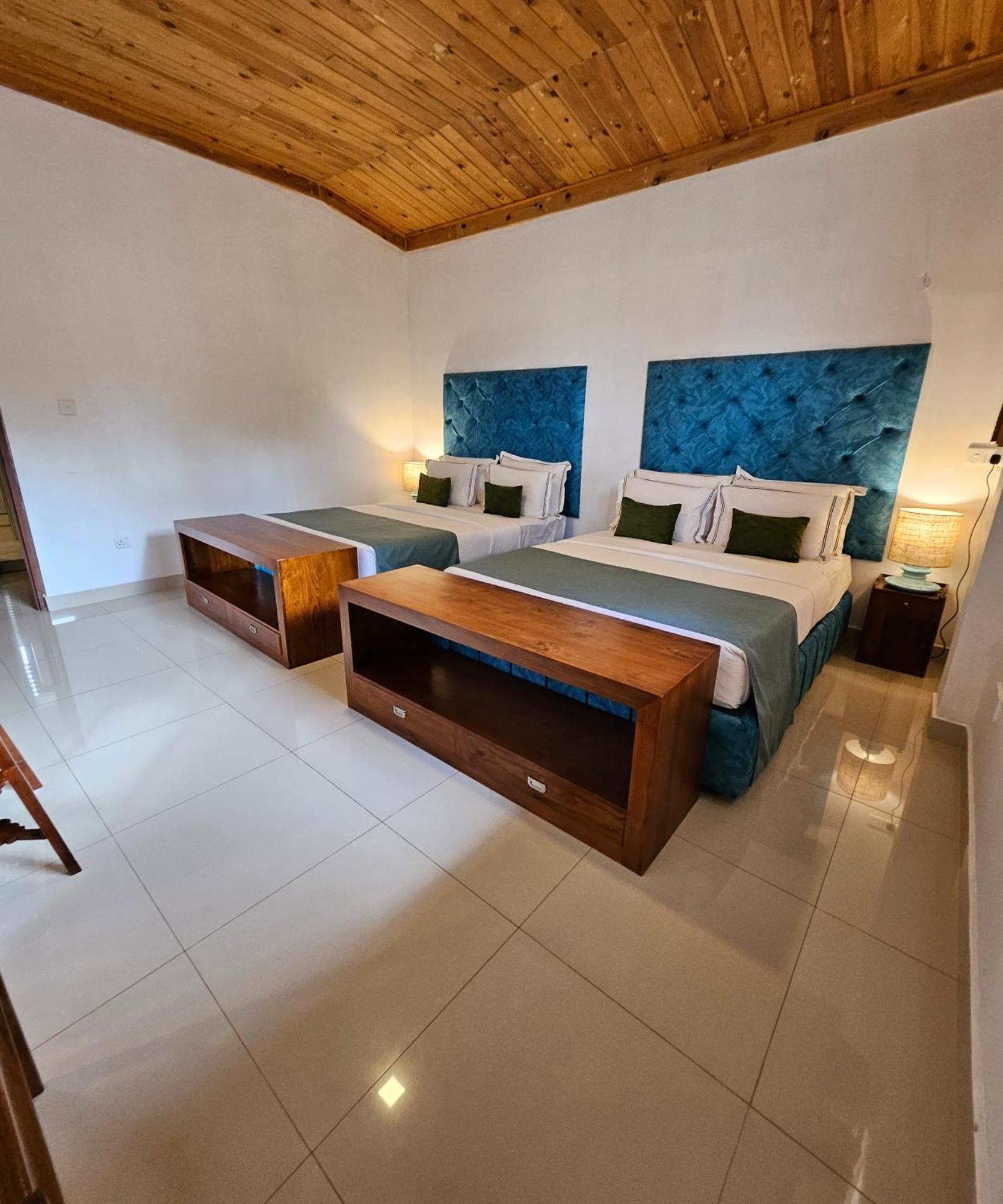 Tip Top Boutique Hotel Ела Екстериор снимка